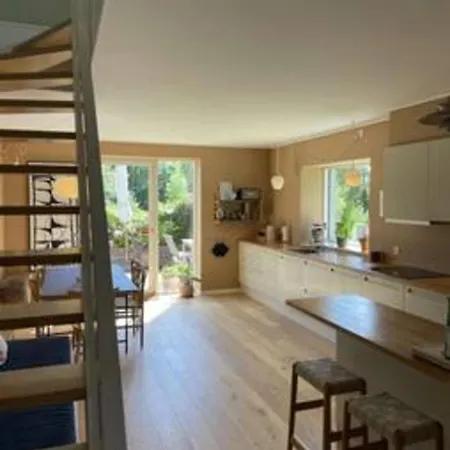 Apartment Three Floors - With Four Br In The *